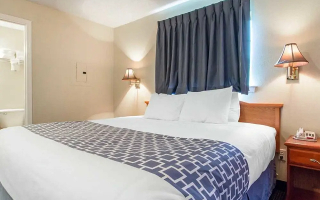 Suburban Extended Stay Hilton Head