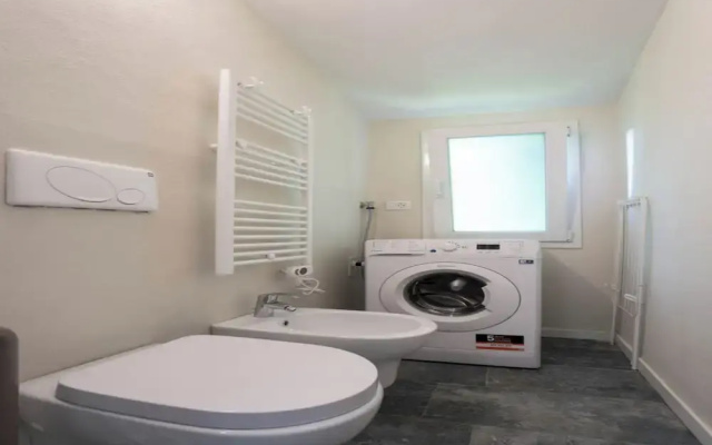 Room-triple Room in Frassino Apartment