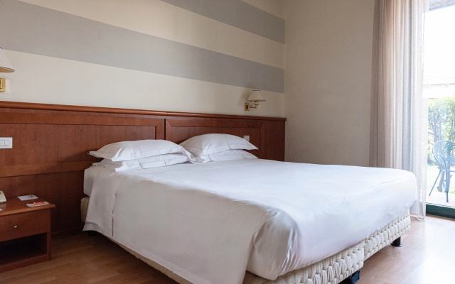 Phi Hotel Emilia