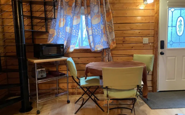 Joy's Kenai River Cabins