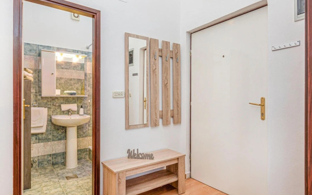 Awesome Apartment in Fazana With Wifi and 1 Bedrooms