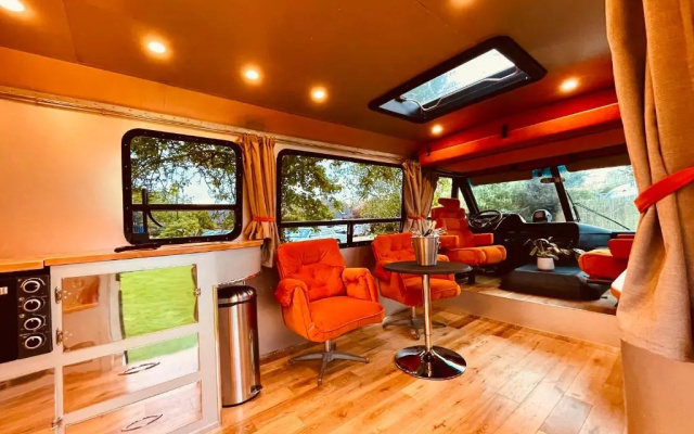 Vintage 1980s Winnebago