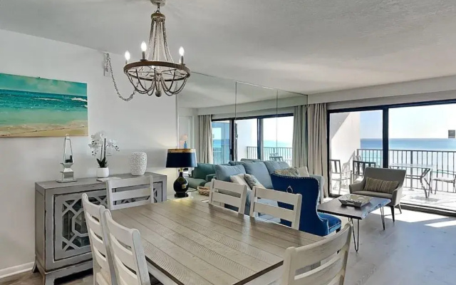Emerald Towers by Southern Vacation Rentals