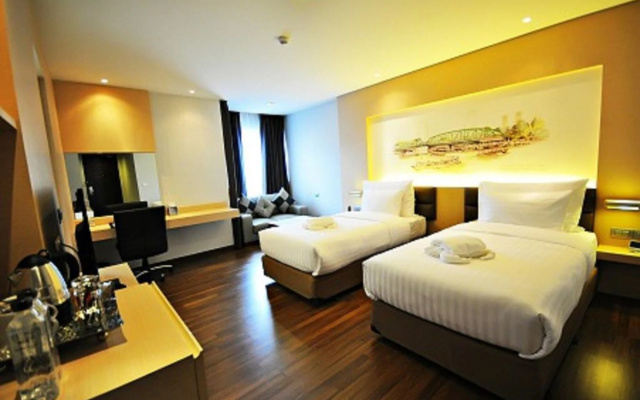 Parinda Hotel