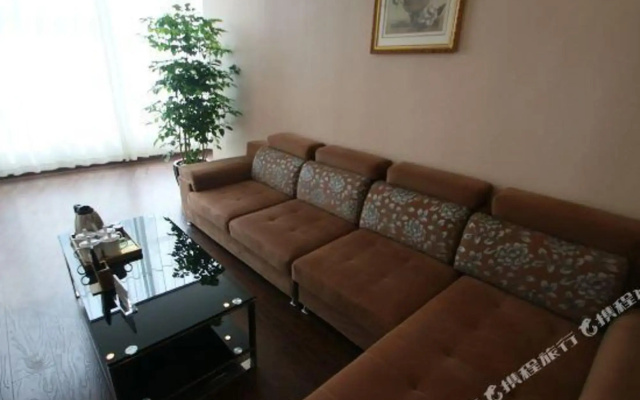 U-FREE Hotel (Jiading Jialuo Road)
