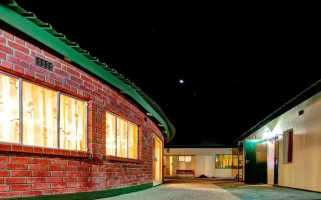 Anot Guest House