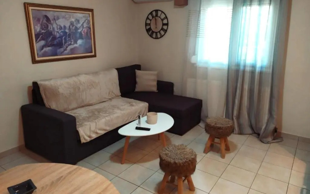 Apartment near the sea, Volos