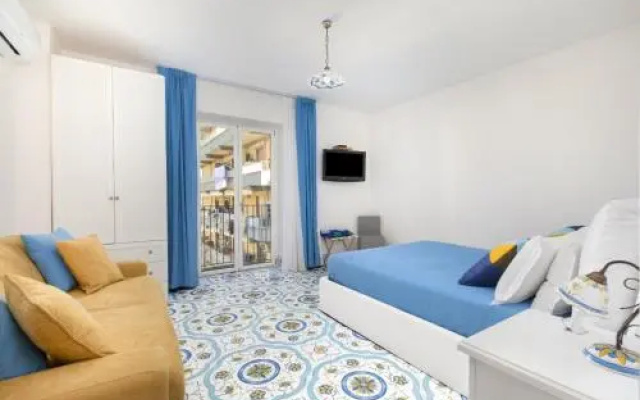 Millie Sorrento Suites