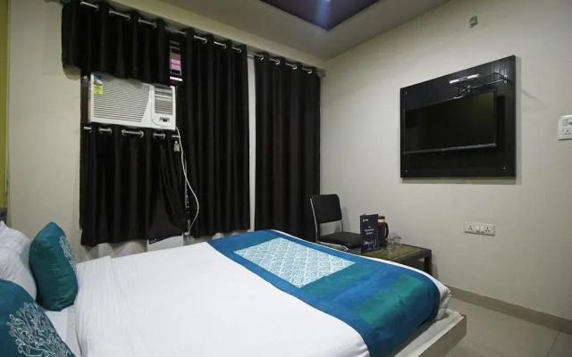 Simran Palace Hotel by OYO Rooms