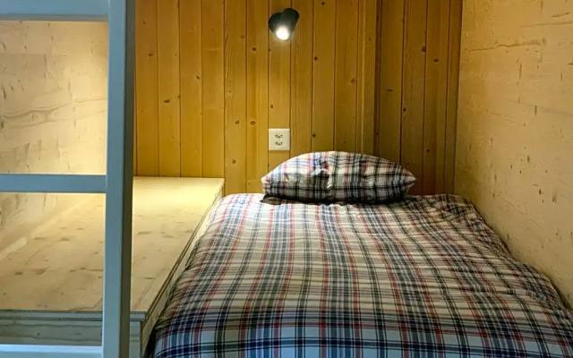 Freeride Hostel & Bar lounge