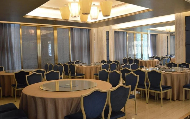 Yichang Riverside No.1 Hotel