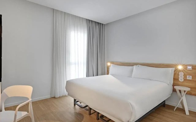 B&B HOTEL Leiria