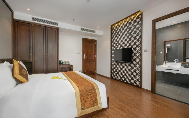 Cosmos Hotel Danang