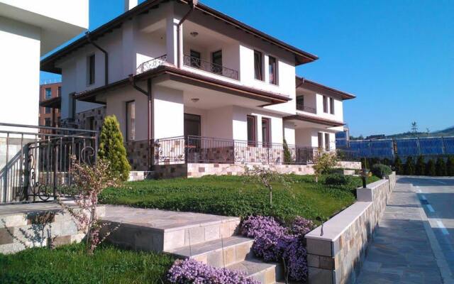 Отель Villas Izgreva Сандански вид на фасад
