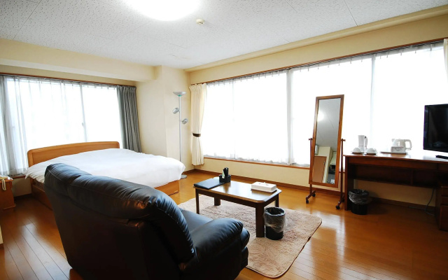Hotel Fine