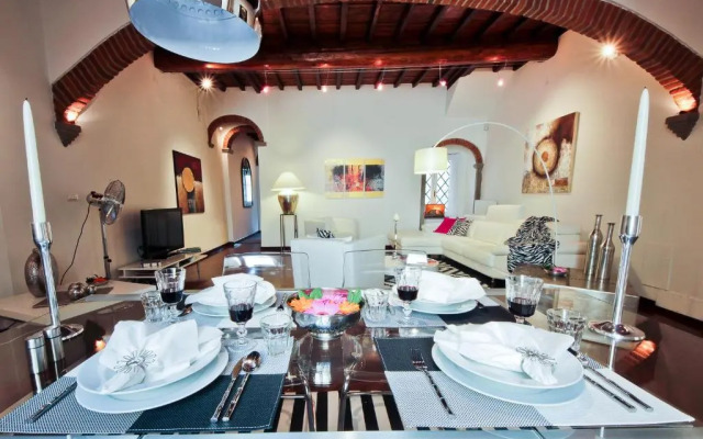 Scala Elegant Apartment
