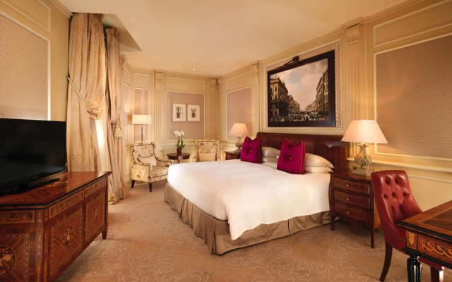 Отель Principe Di Savoia