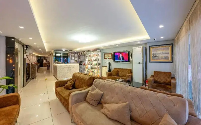 Saray Hotel