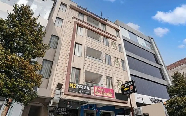 Fabhotel Sky Heights