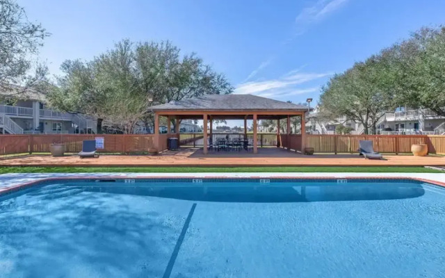 Island Stay on Galveston Bay