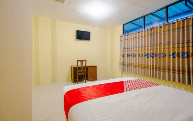 Oyo 2476 Maguwo Indah Homestay