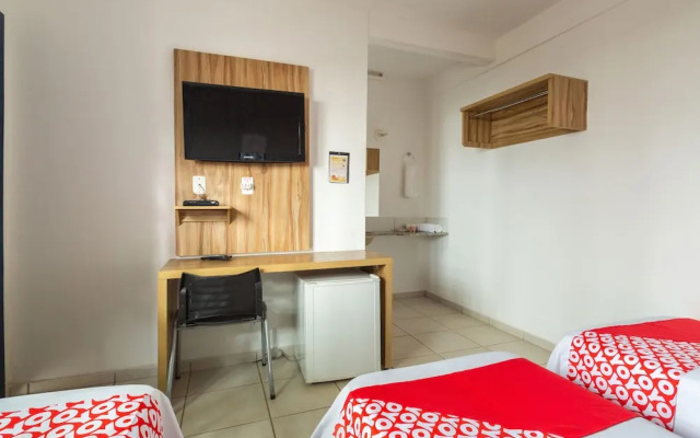 CR Hotel Bueno