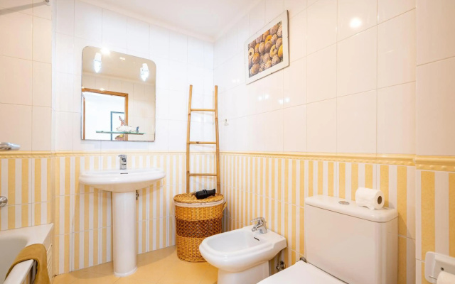 Apartamento Sra. da Rocha by Portugalferias