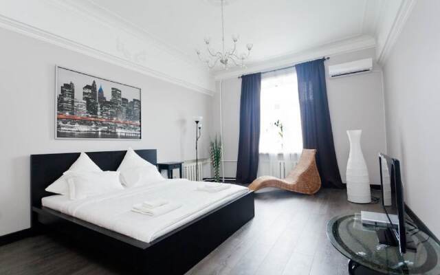 Апартаменты LUXKV Apartment on Zemlyanoy Val 52 комната для гостей