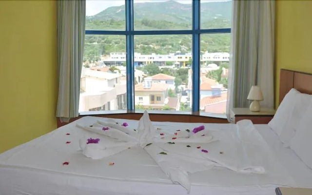 Royal Nas Resort