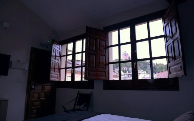 Apartamentos Reyes Católicos