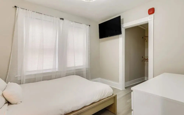 Lively Area: Downtown Providence Apartment!