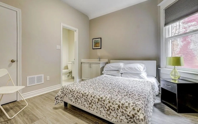 Elevate Rooms near Allan Gardens