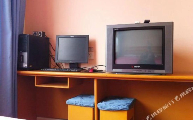 Homeinn Ease Hotel (Weihai Stadium Harbin Institute of Technology)
