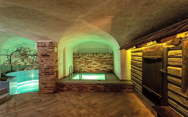 Castle Spa Wagenkull