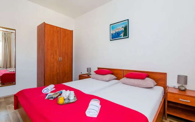 Kljunak Apartment