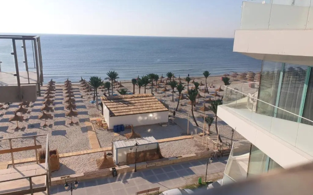 Seaview studio plus PP at Beach Residence