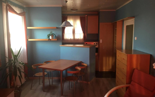 Málnás Macska Apartman
