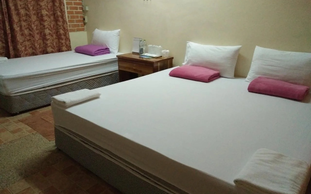 Khaochan Resort