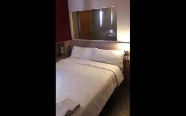 Mira Inn Rungkut