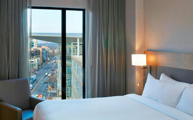 AC Hotel by Marriott Minneapolis Downtown