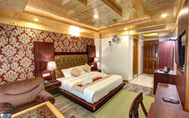 Hotel Manali Grand