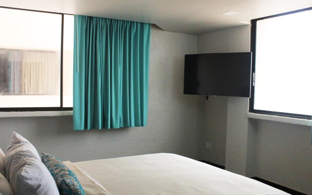 Hotel Corona Plaza
