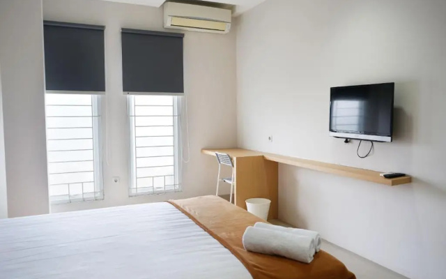 UROOMS Senayan