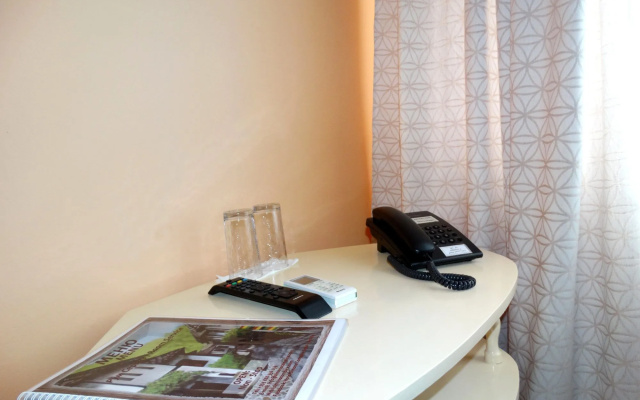Simona Motel