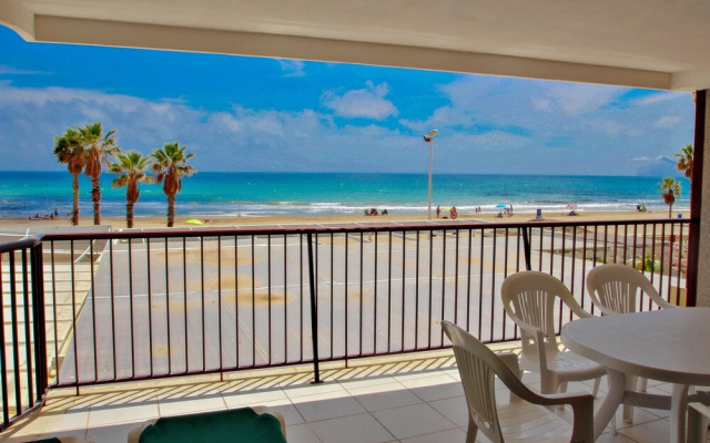 Ines-1 - Ocean front apartment in Calpe
