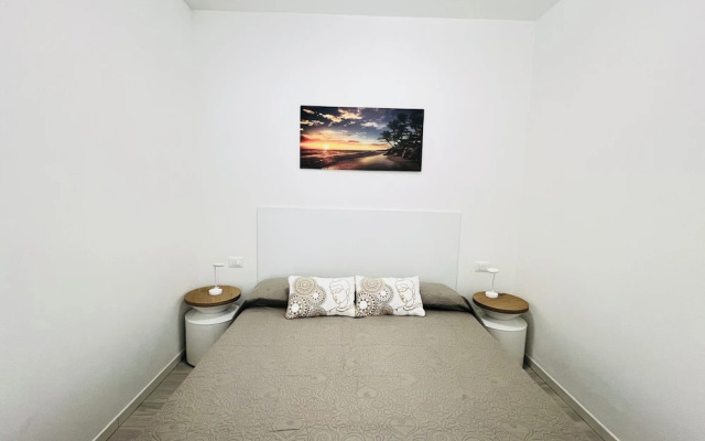 Bright Apartment 150m From the Beach