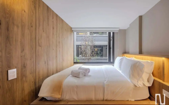 Nok Amazing 2BR Apartment With Balcony City Views