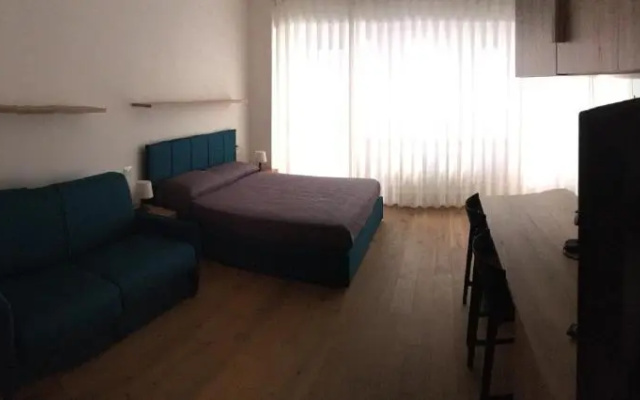 V Suite