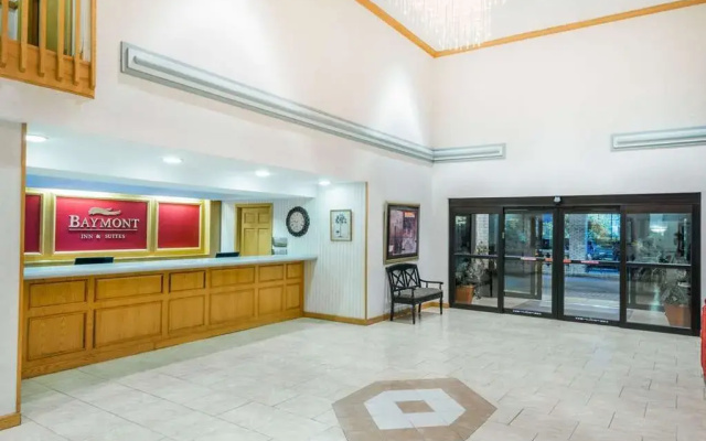 Baymont Inn Suites Indianapolis Airport