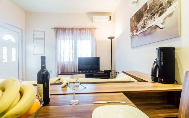 INO Apartments